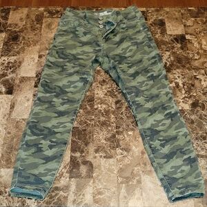 Junior Camouflage Green Pants